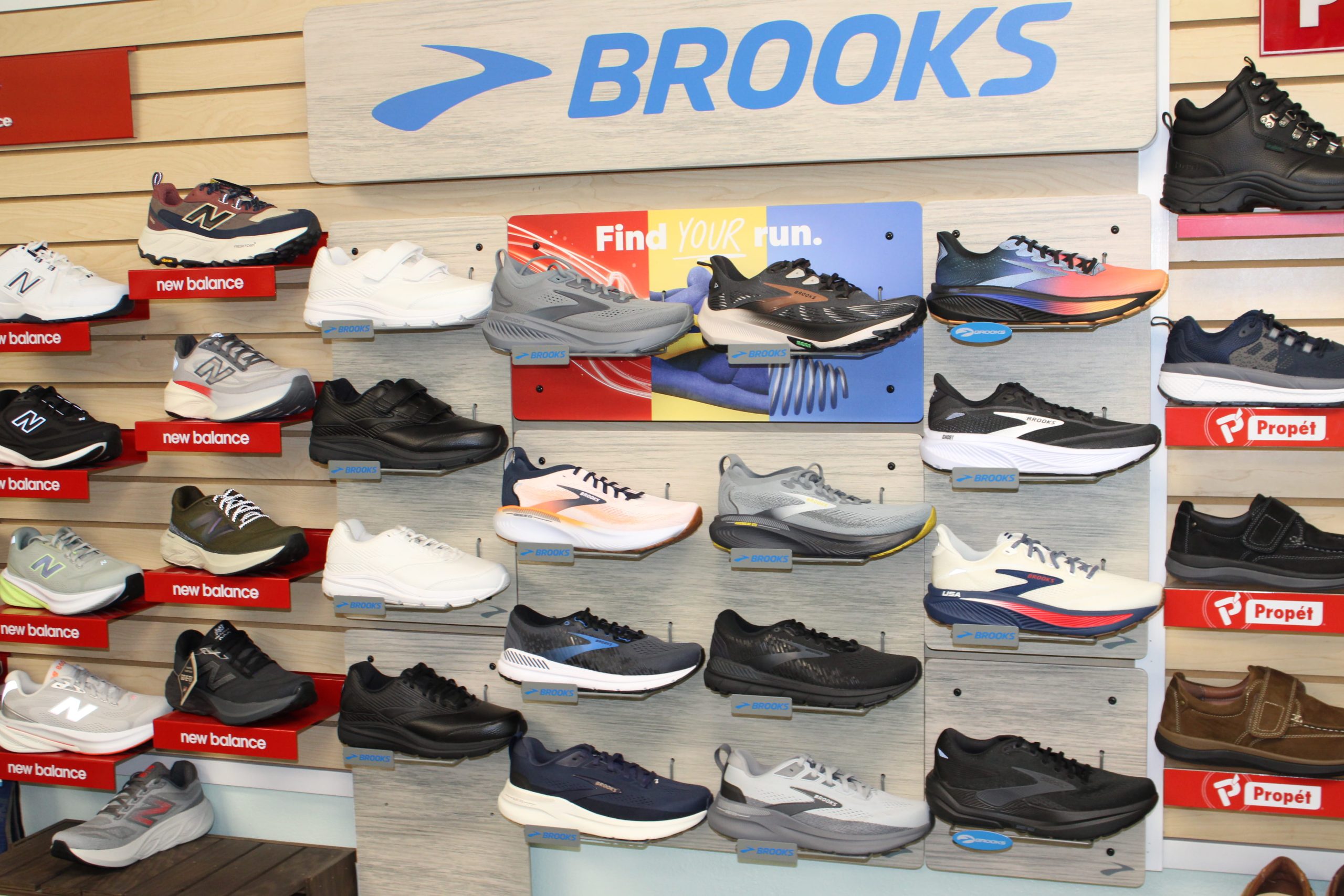 brooks-running-shoes-ormond